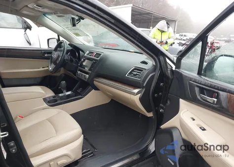 2016 Subaru Outback 2.5I Limited z USA, uszkodzony, nr VIN 4S4BSANC2G3267446